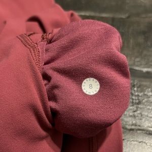 Cropped Wunder Under High Rise Legging—Brier Rose size 8